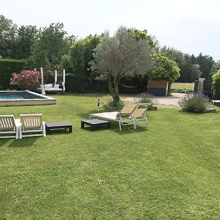 Le Cabanon Tendance Du Luberon Merindol Exterior photo