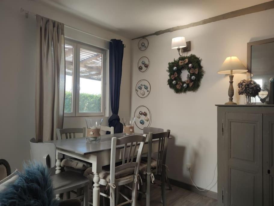 Le Cabanon Tendance Du Luberon Holiday home Merindol